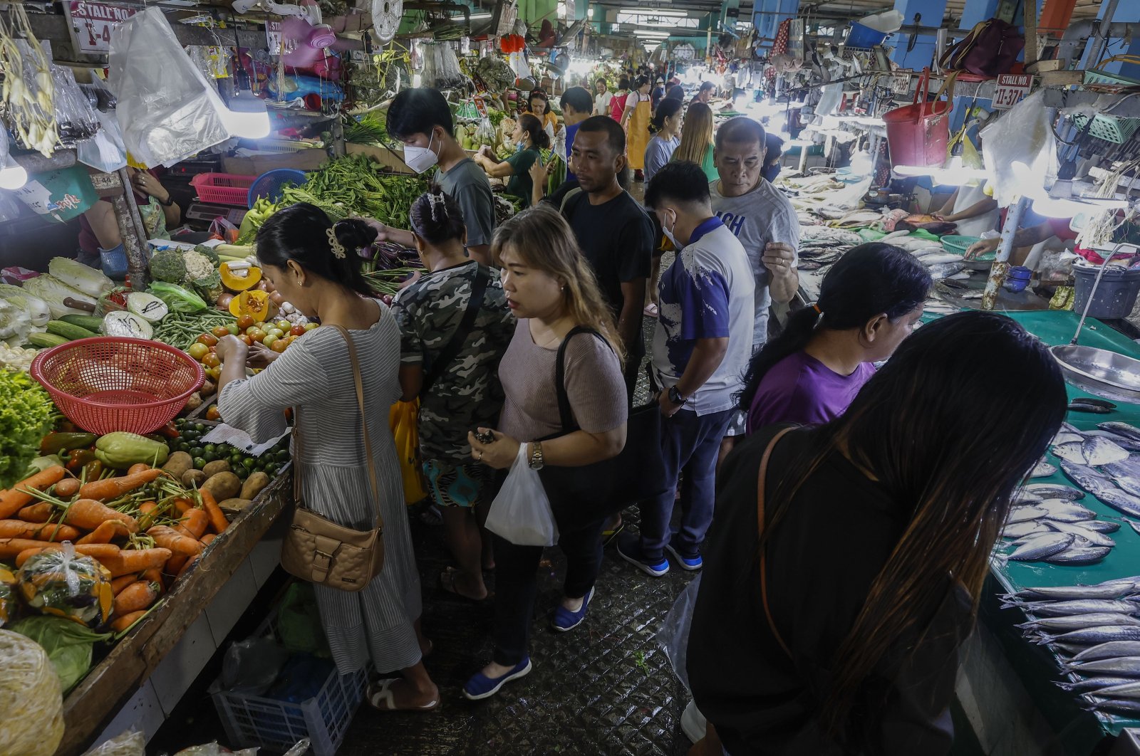 Global food prices ease in 2023 from record highs in 2022